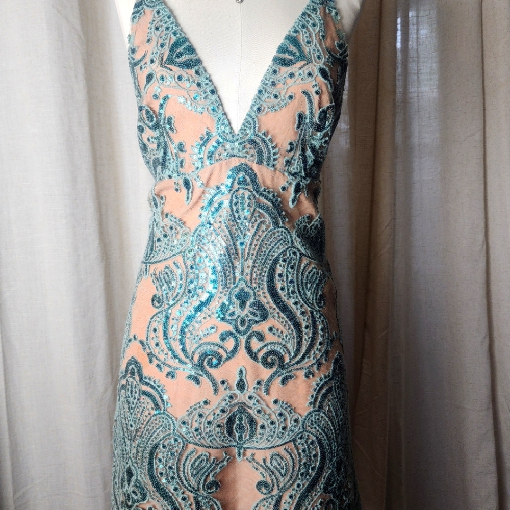 Dress mini with lace